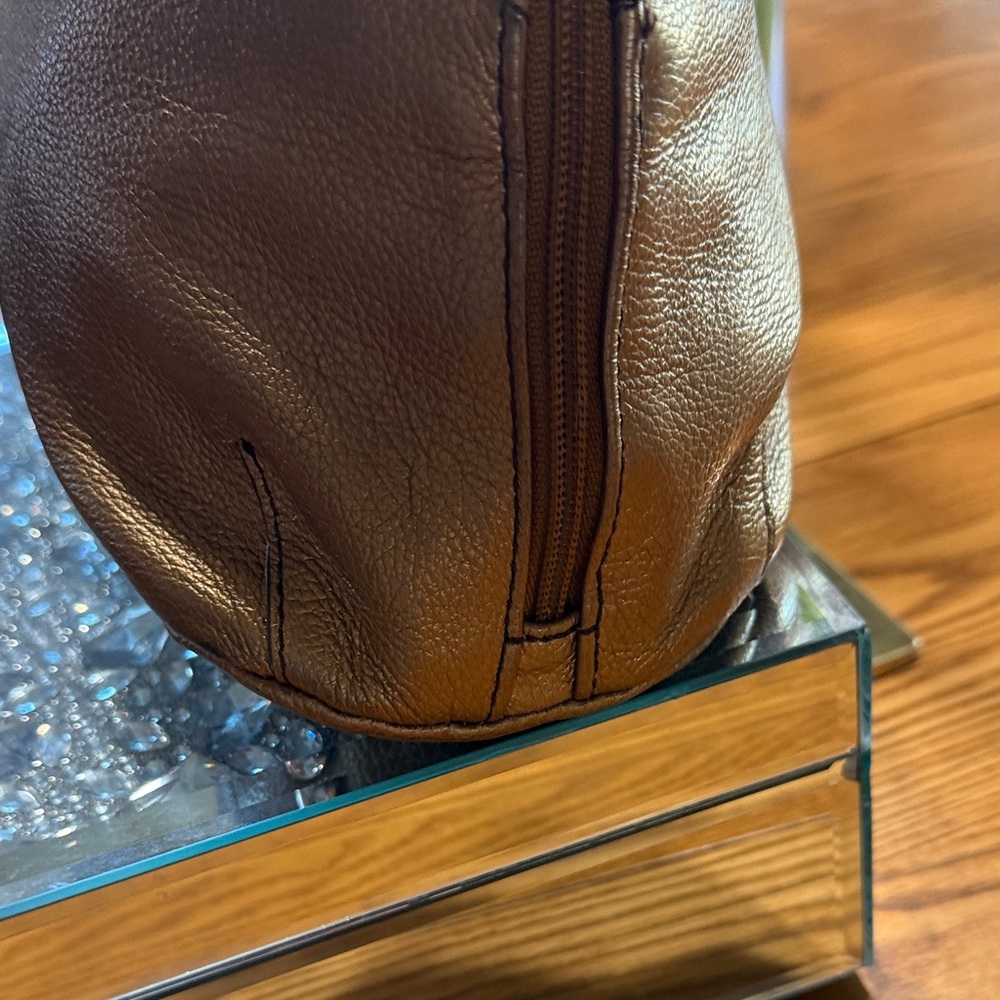 Tignanello Bronze Leather Shoulder Bag - Picture 4 of 16